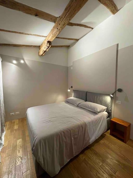 Romantic Attic Room With Panoramic View Bologna Kültér fotó